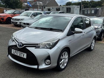Used Toyota Yaris 2017 for sale - 79573964: Photo