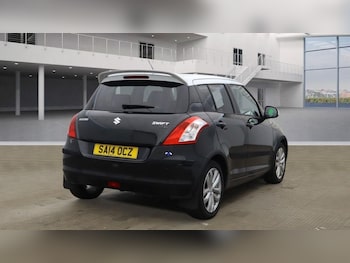 Used Suzuki Swift 2014 for sale - 78382229: Photo