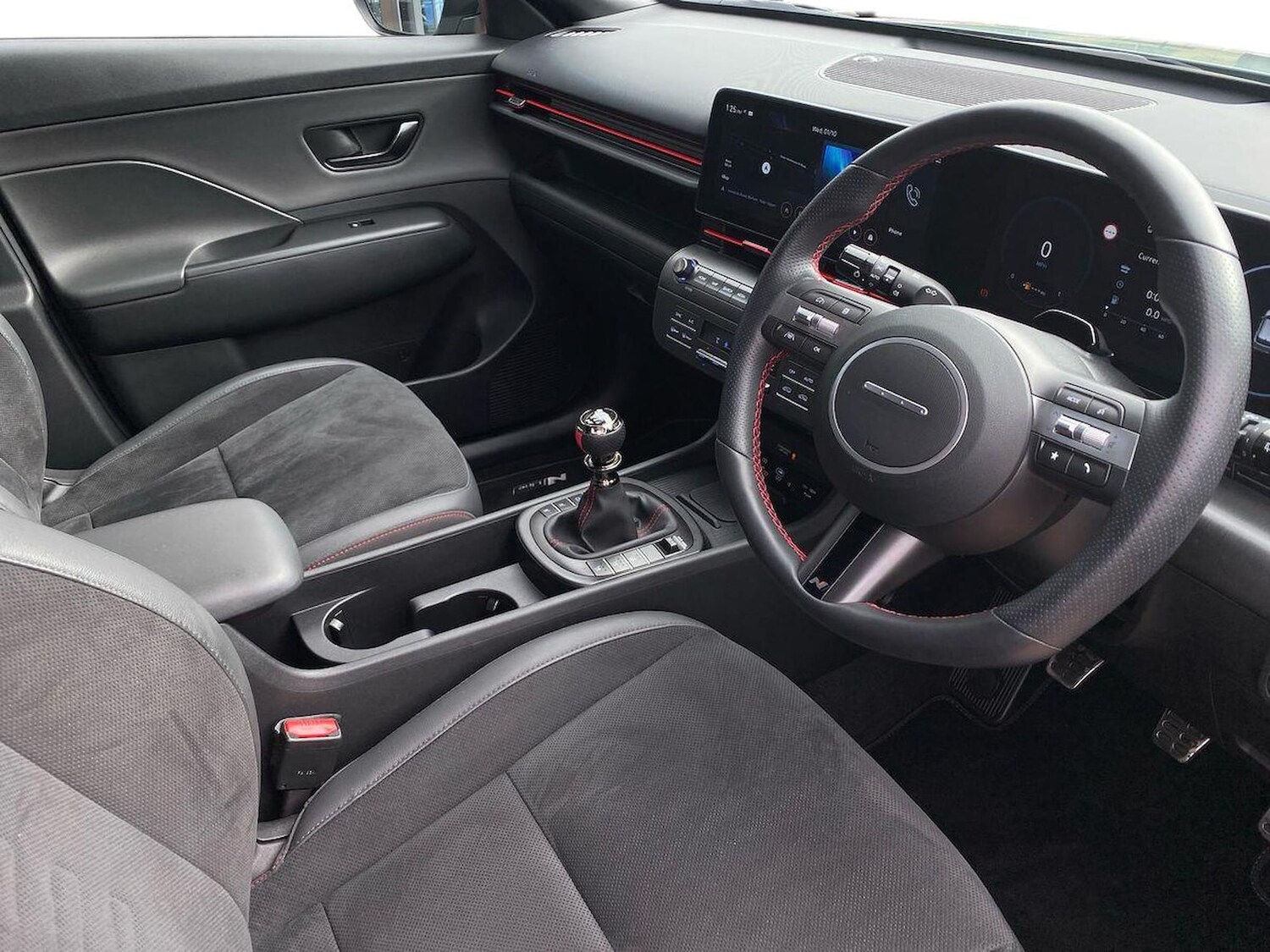 Used Hyundai KONA 2024 for sale - 76107130: Photo 15