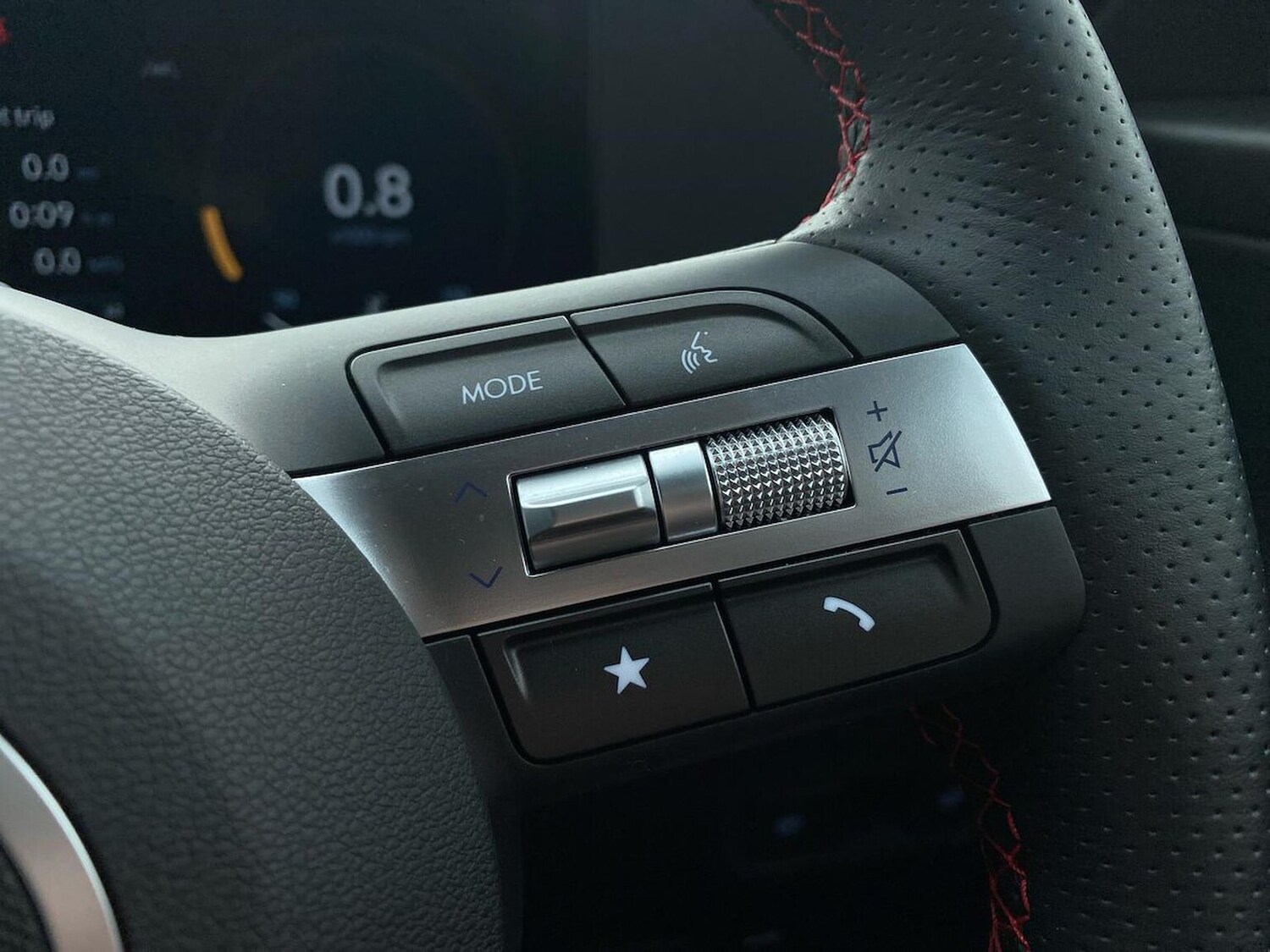 Used Hyundai KONA 2024 for sale - 76107130: Photo 26