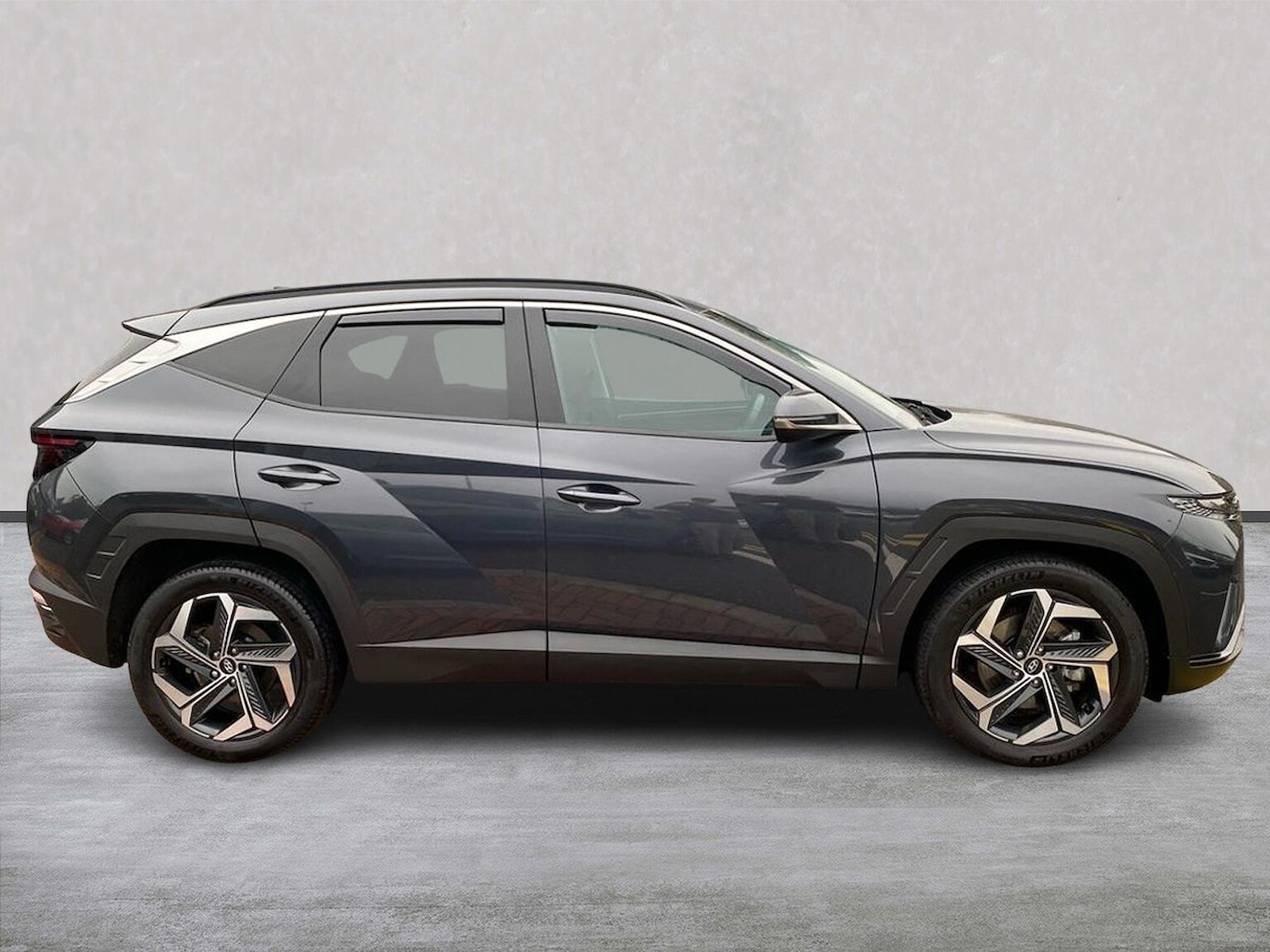 Used Hyundai TUCSON 2023 for sale - 76159517: Photo 3