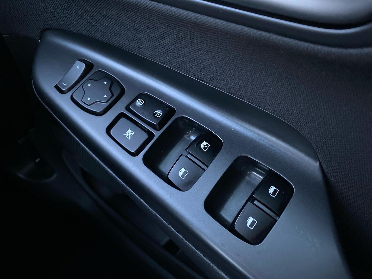 Used Hyundai KONA 2018 for sale - 77073217: Photo 21