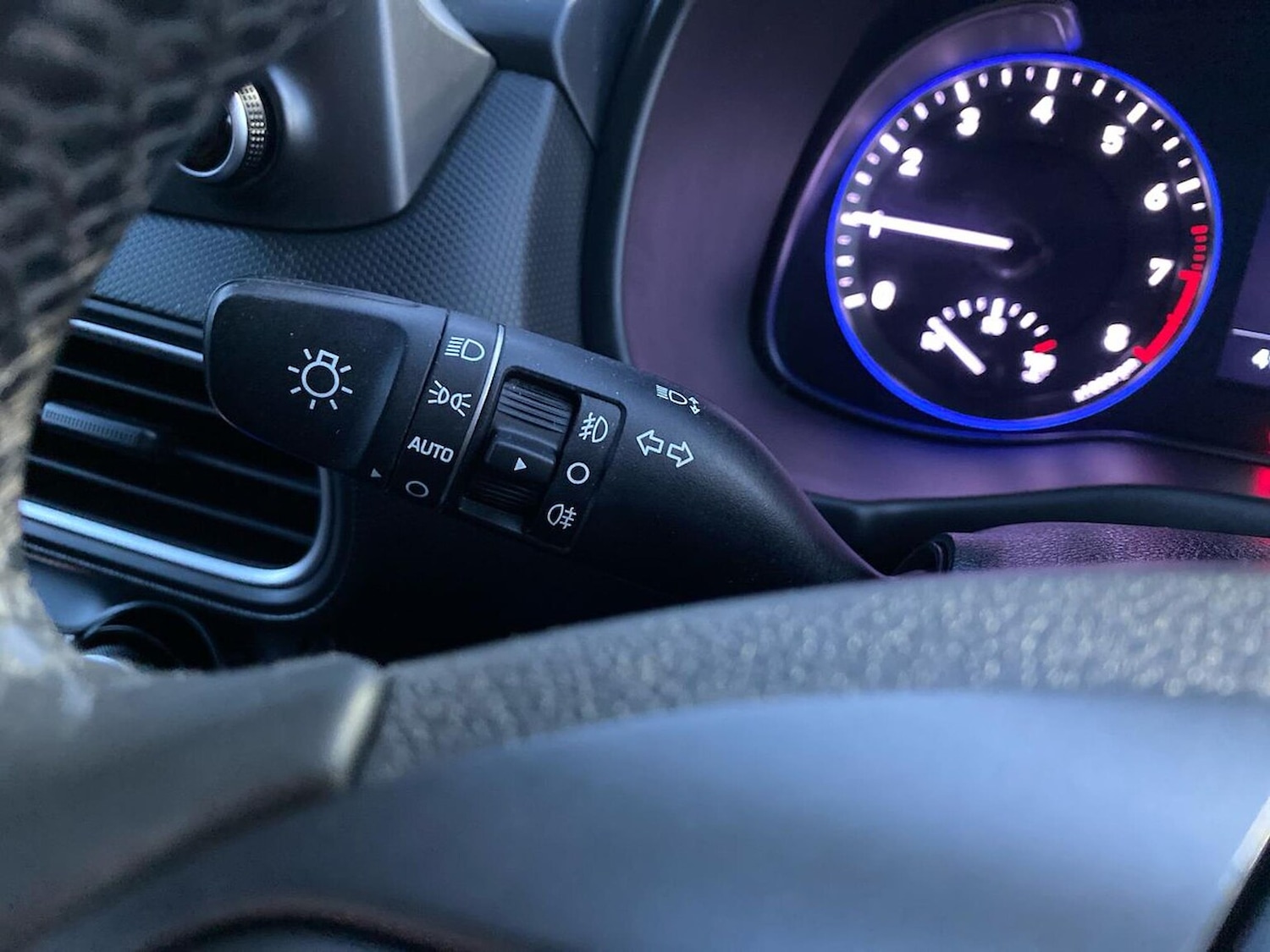 Used Hyundai KONA 2018 for sale - 77073217: Photo 27