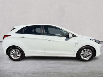 Used Hyundai i30 2015 for sale - 78653696: Photo
