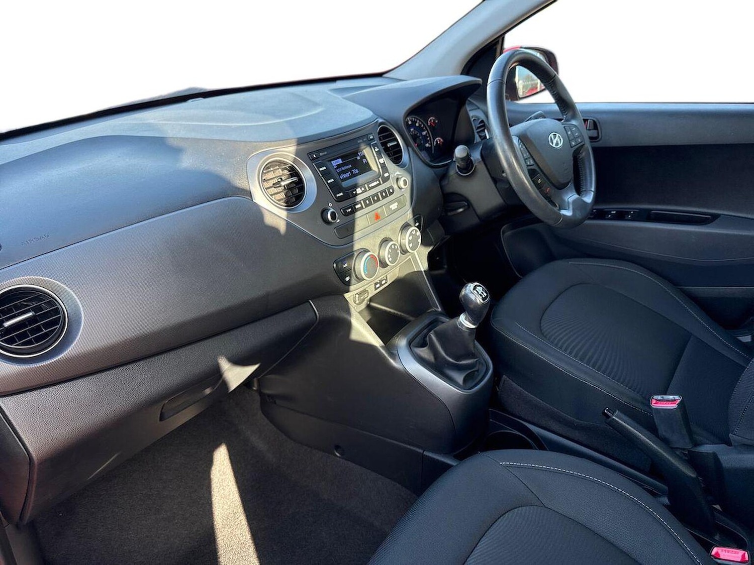 Used Hyundai i10 2019 for sale - 78191262: Photo 9