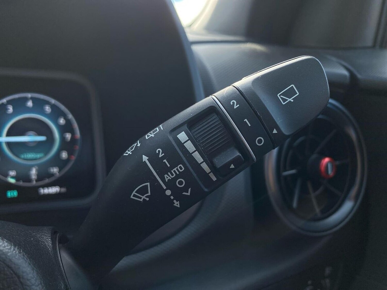 Used Hyundai KONA 2023 for sale - 76335155: Photo 27