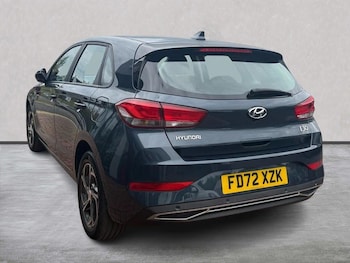 Used Hyundai i30 2023 for sale - 78542130: Photo