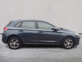 Used Hyundai i30 2023 for sale - 78542130: Photo