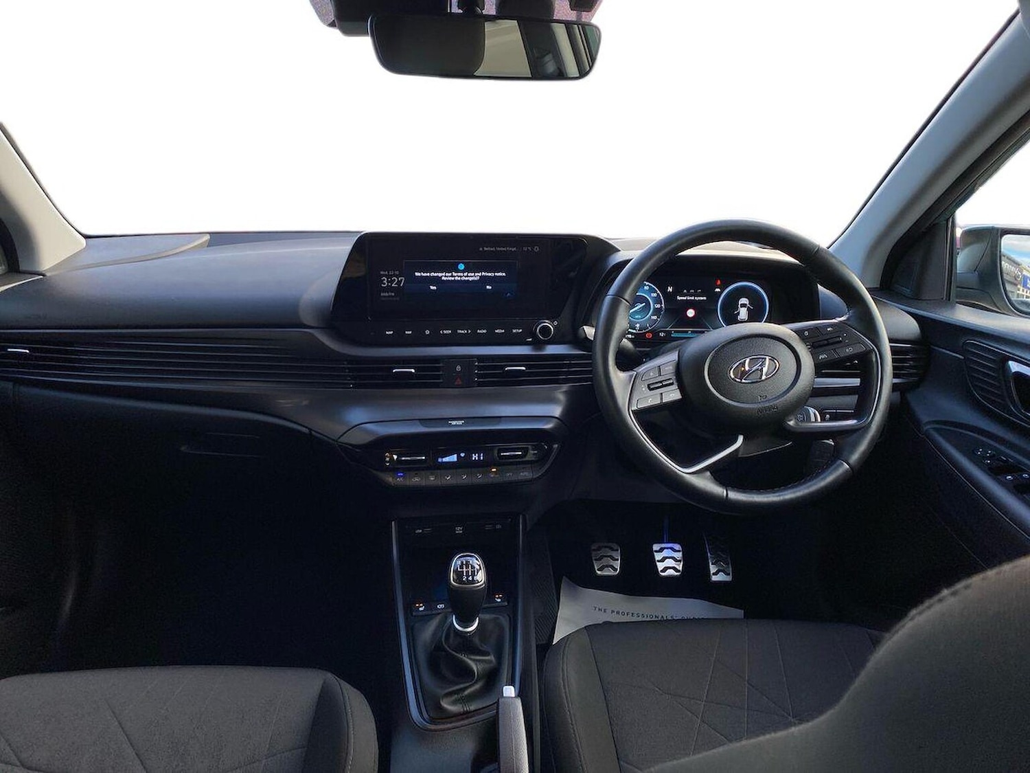 Used Hyundai BAYON 2023 for sale - 76243140: Photo 8