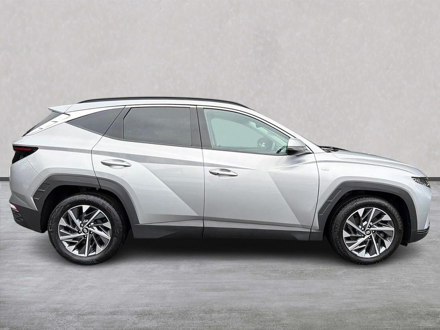 Used Hyundai TUCSON 2021 for sale - 77759358: Photo 3