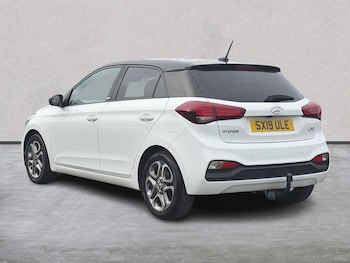 Used Hyundai i20 2019 for sale - 79379850: Photo