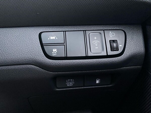 Used Hyundai IONIQ 2022 for sale - 76305392: Photo 22