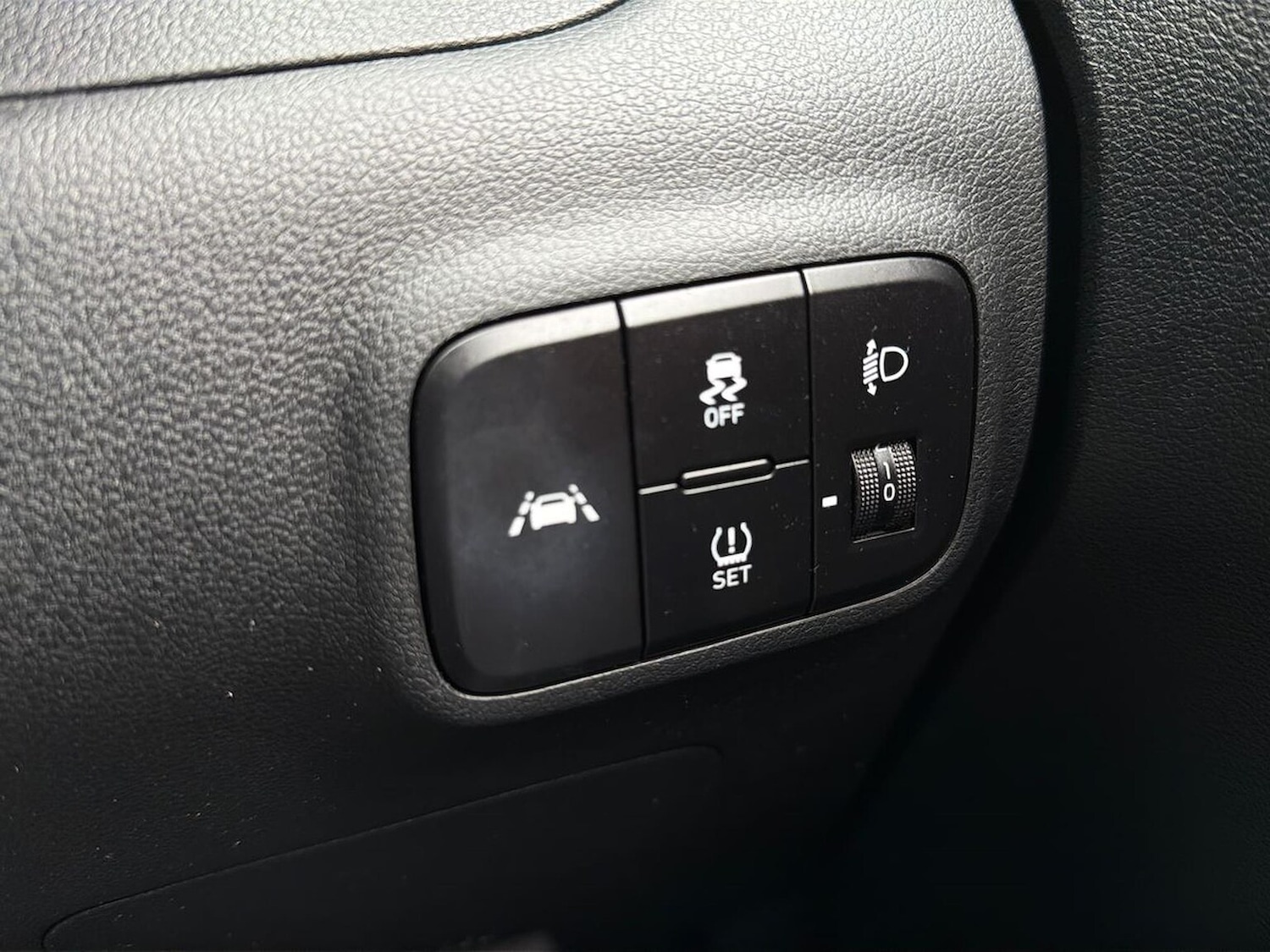 Used Hyundai i10 2022 for sale - 77872173: Photo 22