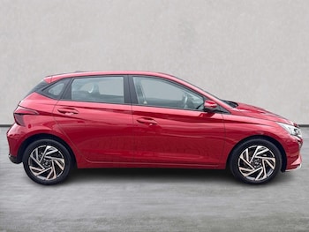 Used Hyundai i20 2023 for sale - 78820889: Photo