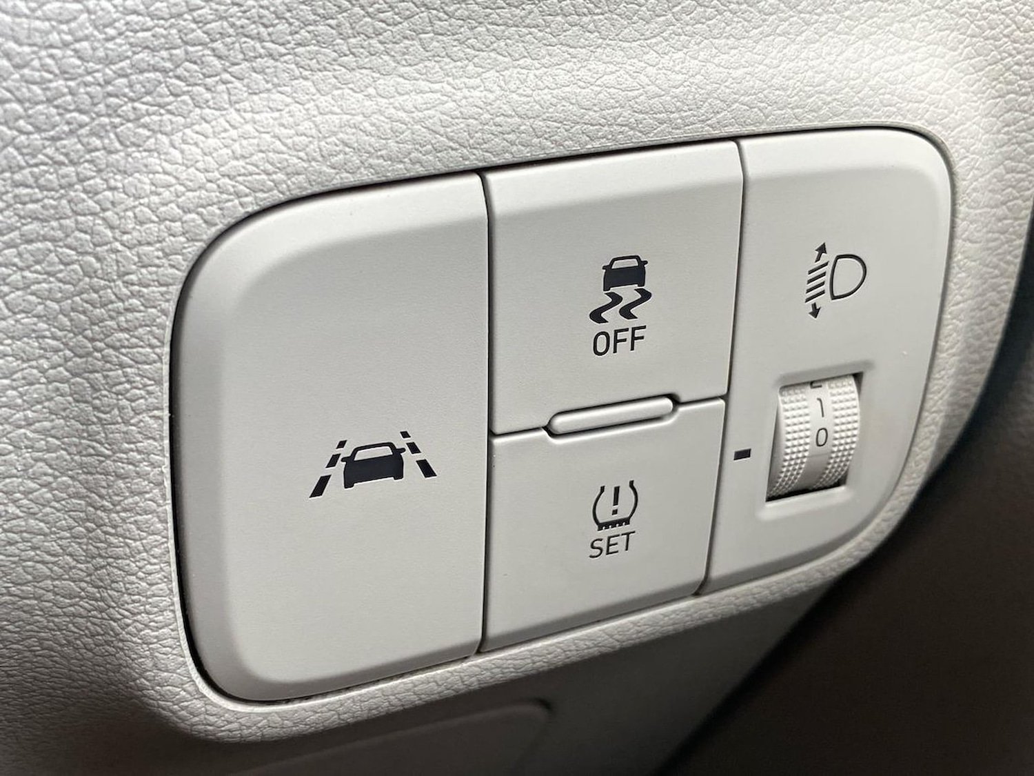 Used Hyundai i10 2022 for sale - 77033424: Photo 22