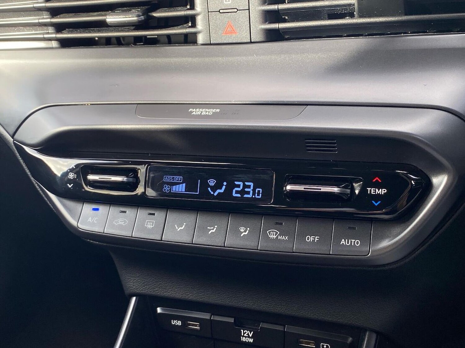 Used Hyundai BAYON 2023 for sale - 76300759: Photo 12