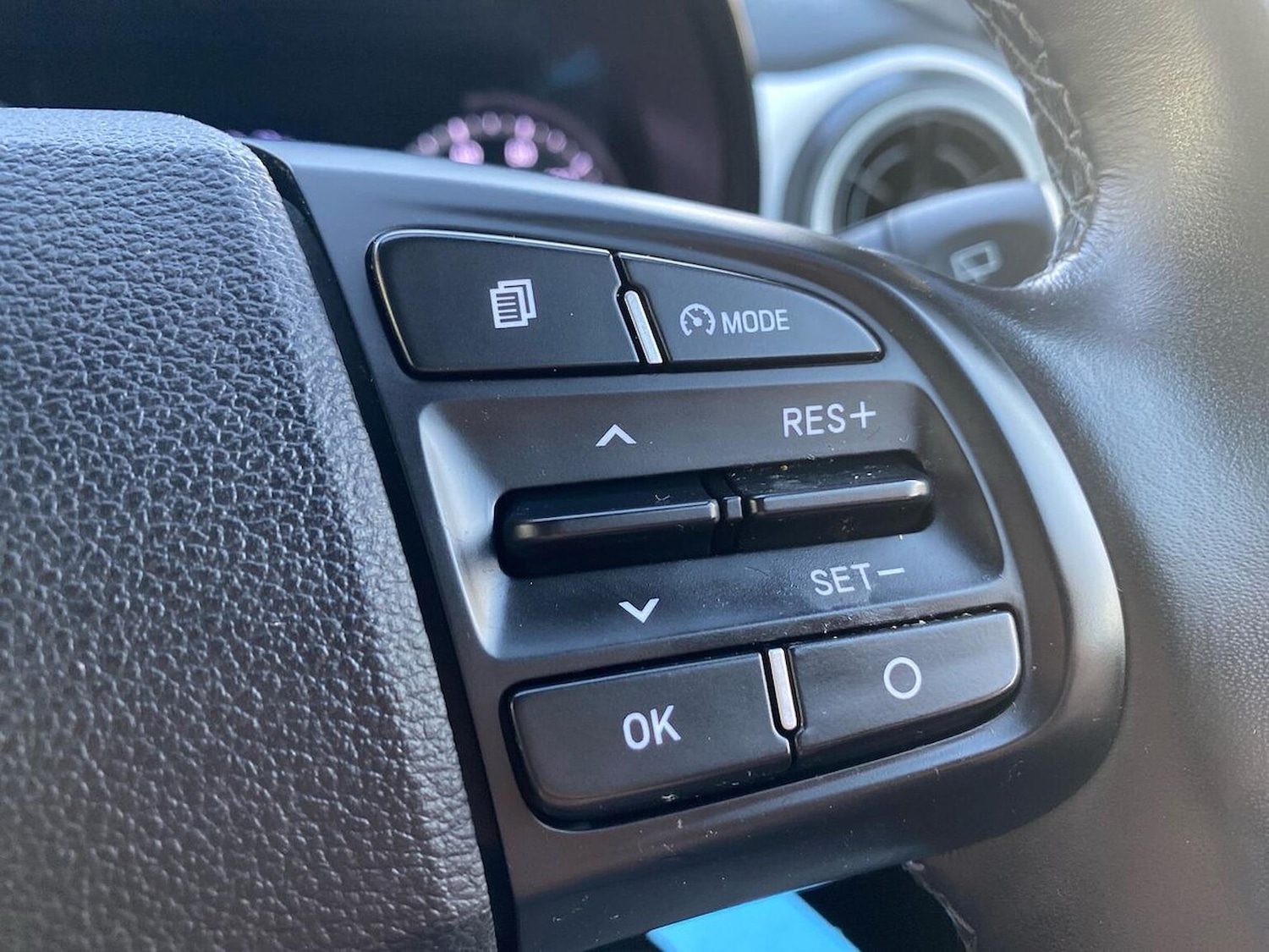 Used Hyundai i10 2022 for sale - 76437254: Photo 25