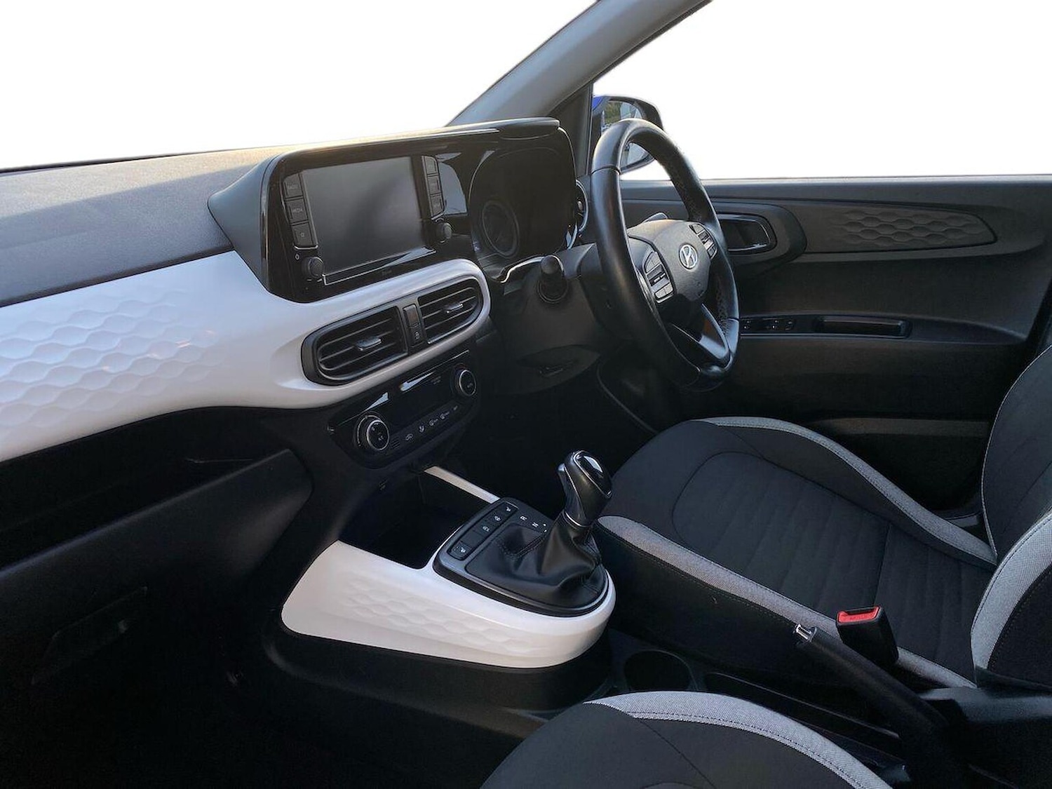 Used Hyundai i10 2022 for sale - 76437254: Photo 7