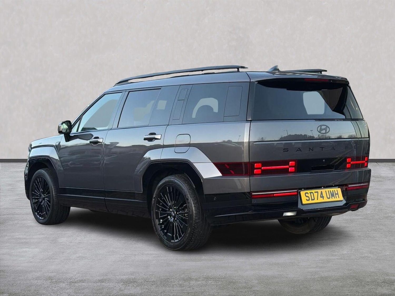 Used Hyundai Santa Fe 2024 for sale - 76905008: Photo 2