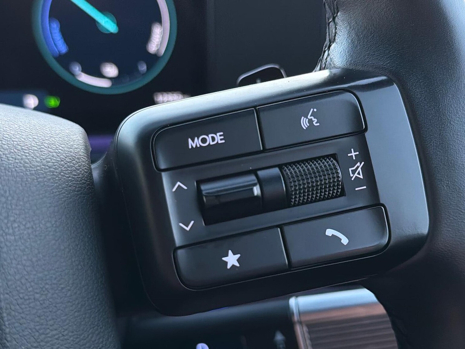 Used Hyundai Santa Fe 2024 for sale - 76905008: Photo 26