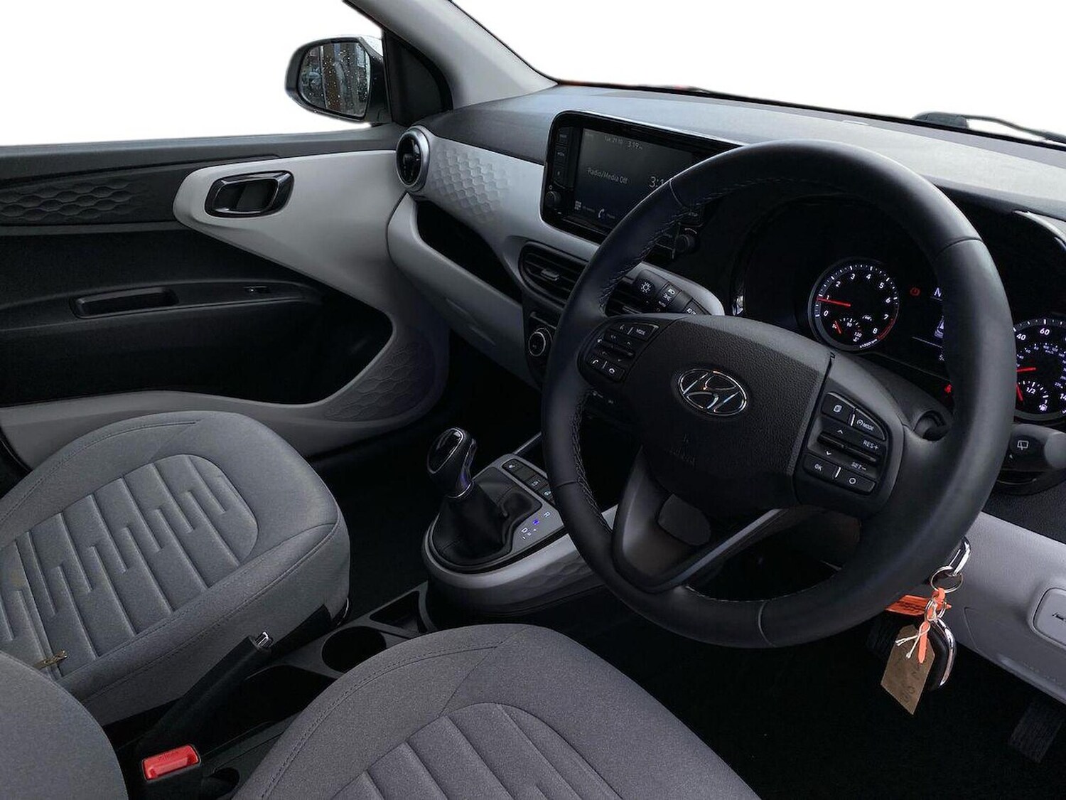 Used Hyundai i10 2022 for sale - 76412458: Photo 15