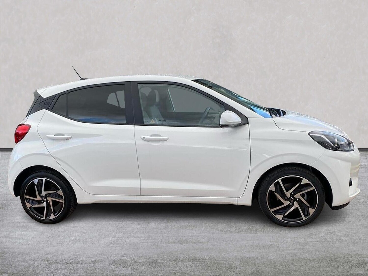 Used Hyundai i10 2022 for sale - 76412458: Photo 3