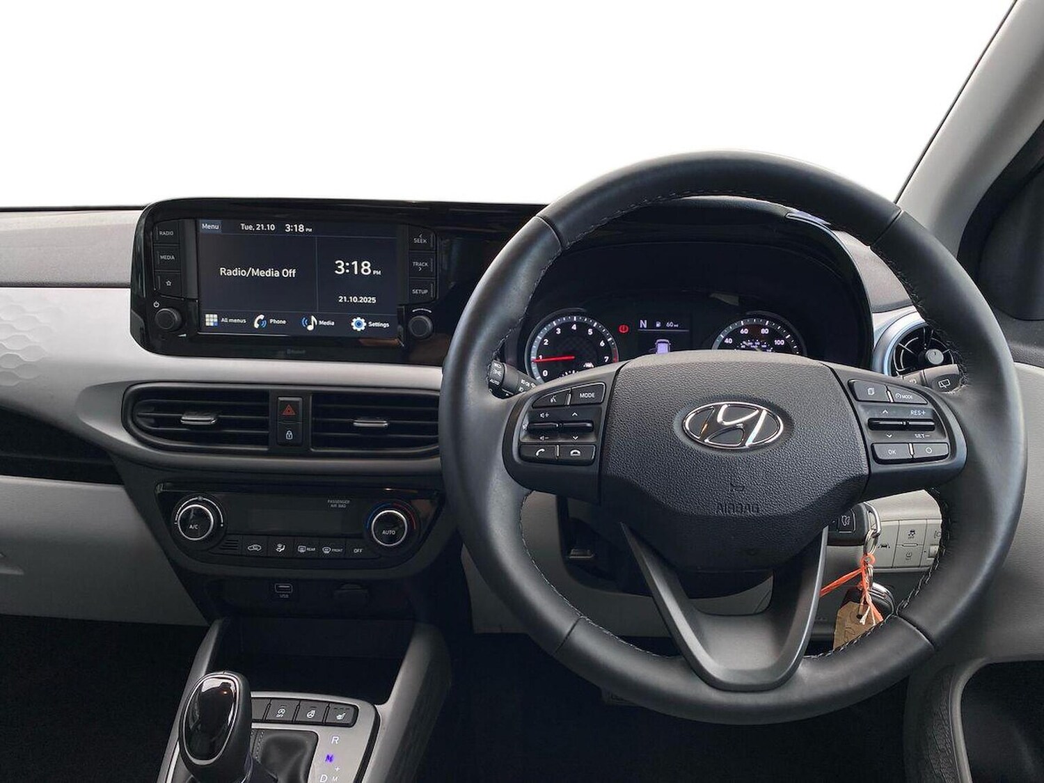 Used Hyundai i10 2022 for sale - 76412458: Photo 9