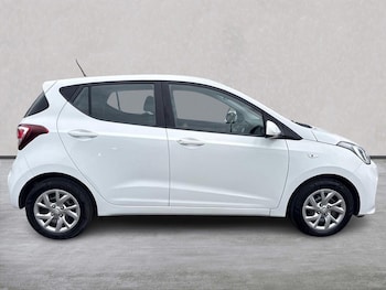 Used Hyundai i10 2019 for sale - 78571718: Photo