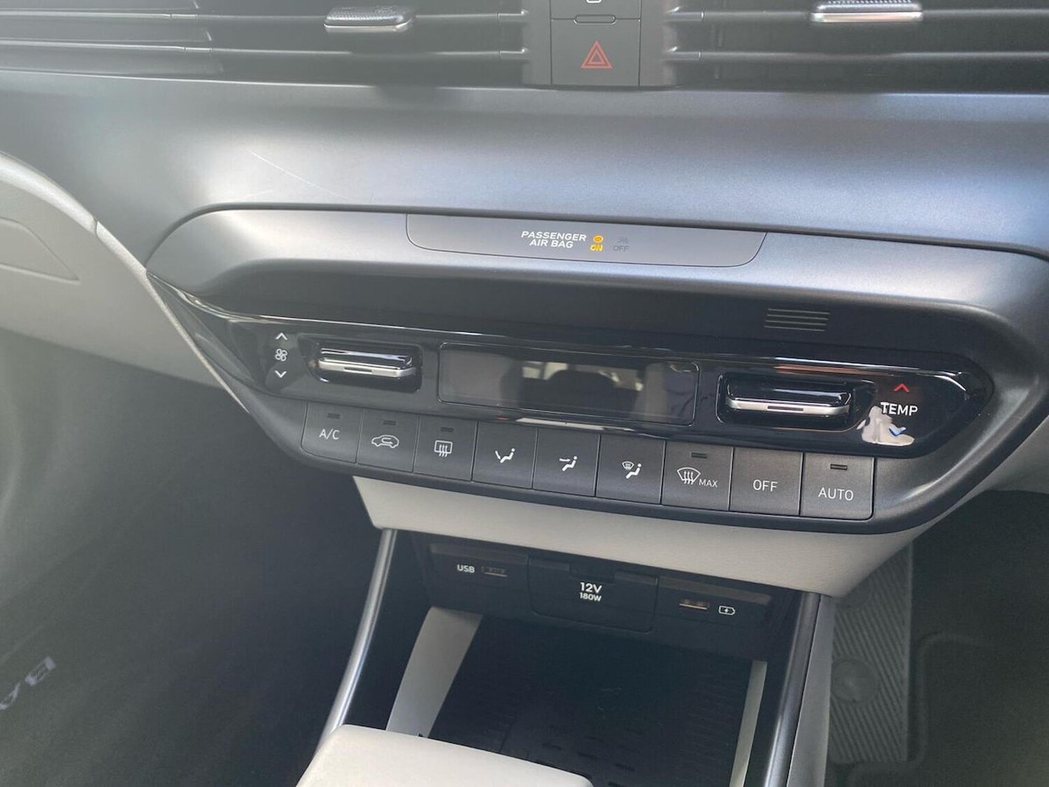 Used Hyundai BAYON 2024 for sale - 76082459: Photo 12