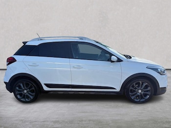 Used Hyundai i20 2016 for sale - 78703630: Photo