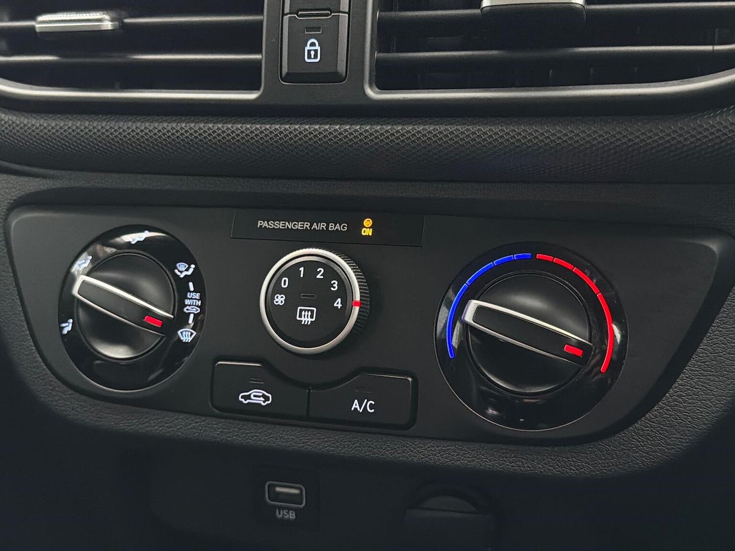 Used Hyundai i10 2022 for sale - 77707406: Photo 12