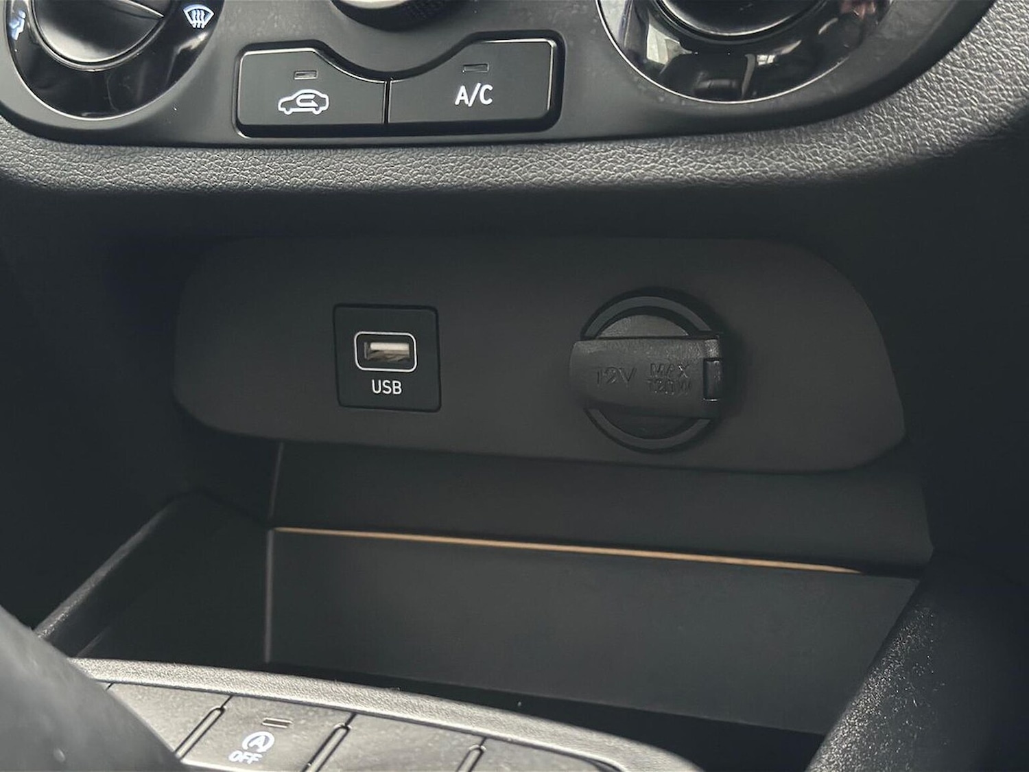 Used Hyundai i10 2022 for sale - 77707406: Photo 24