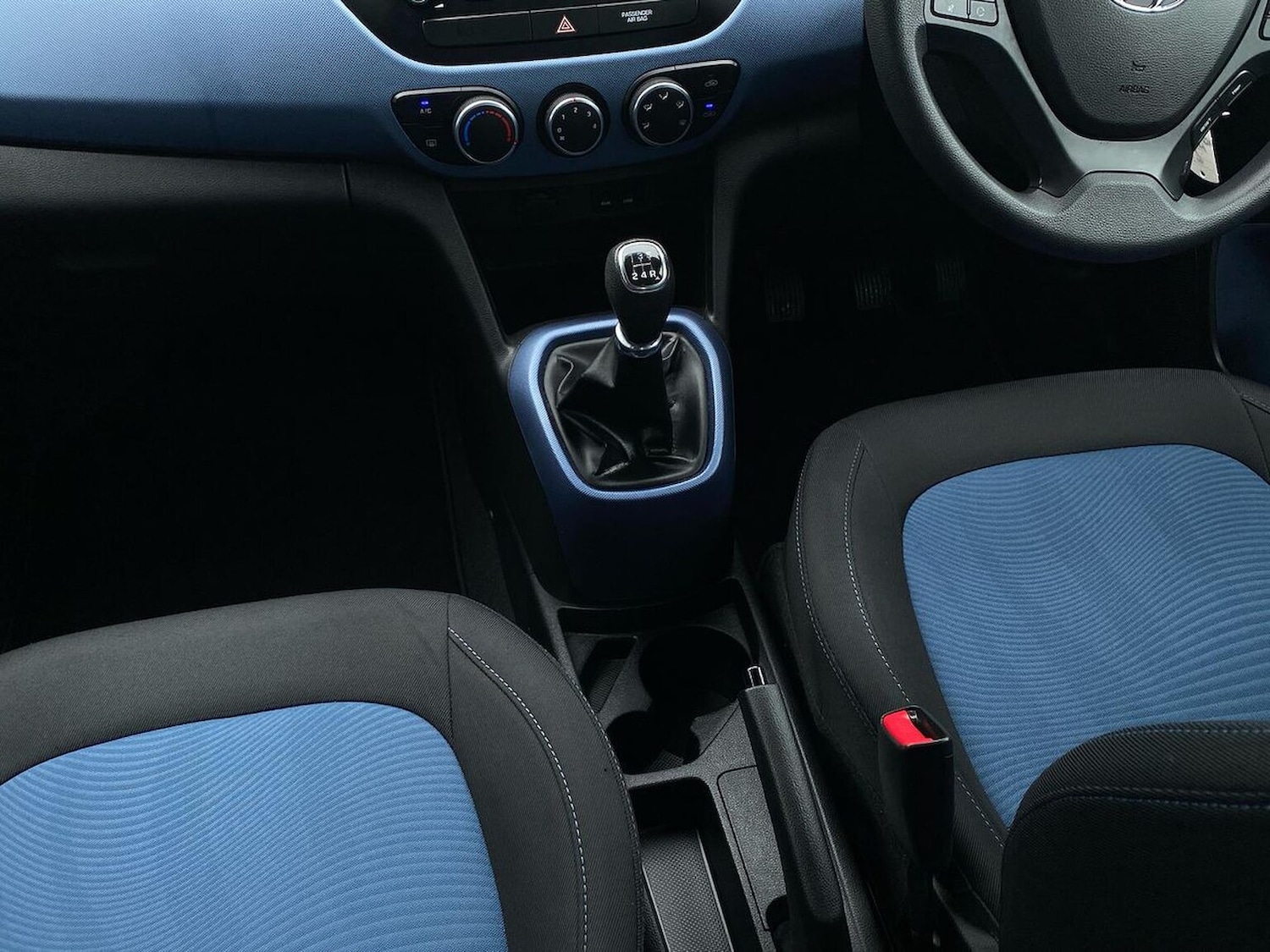 Used Hyundai i10 2016 for sale - 76437255: Photo 13