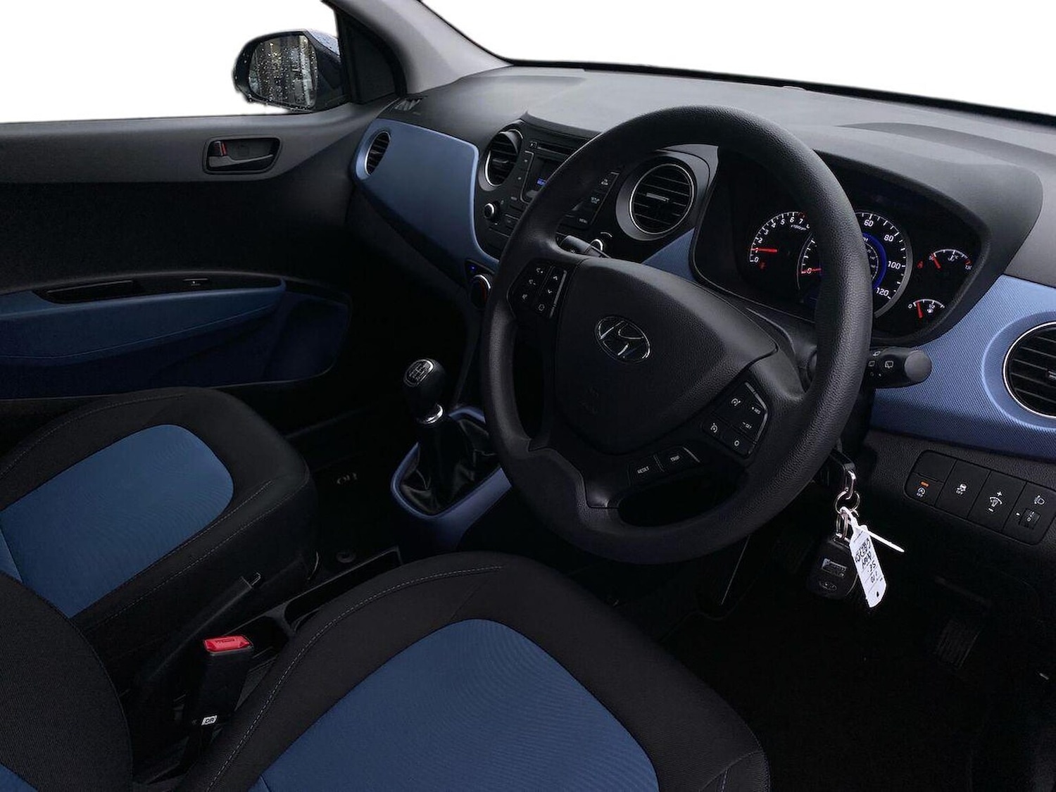 Used Hyundai i10 2016 for sale - 76437255: Photo 15