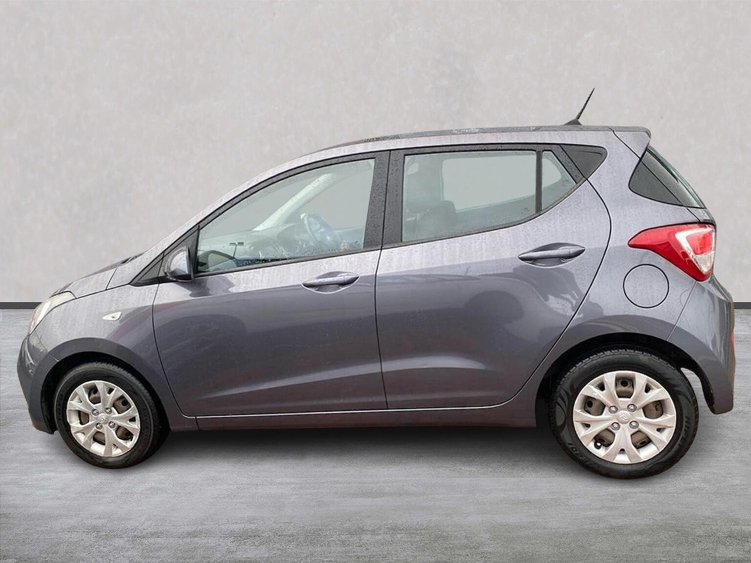 Used Hyundai i10 2016 for sale - 76437255: Photo 19