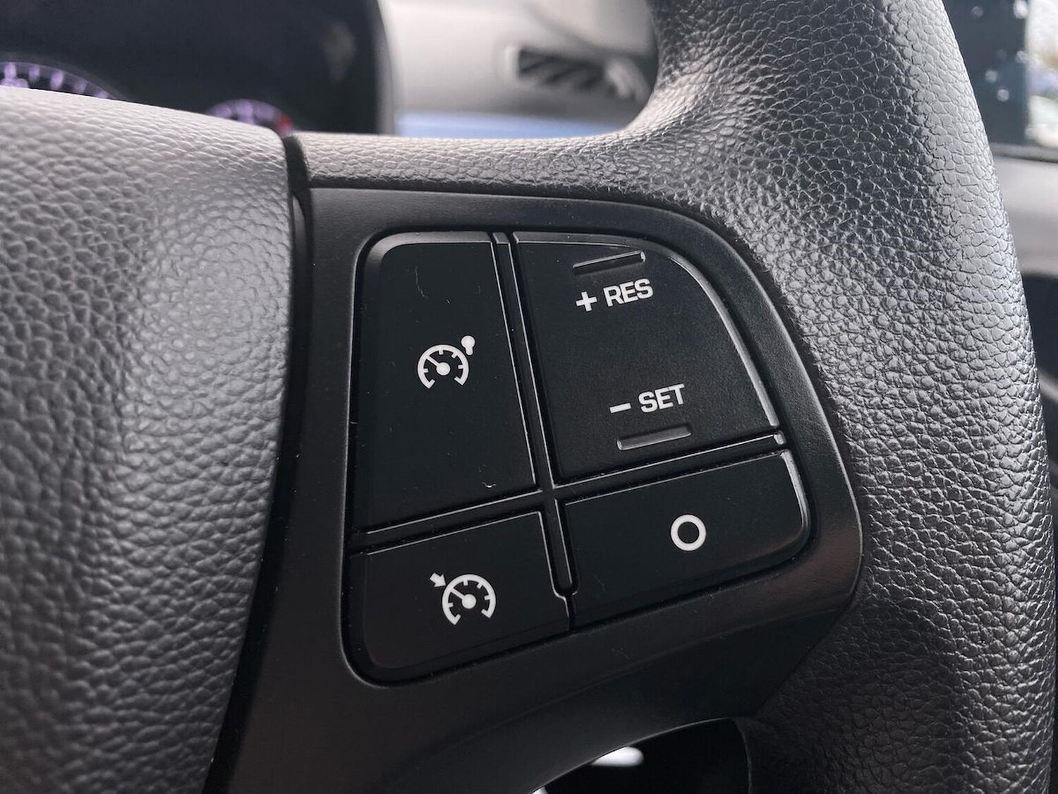 Used Hyundai i10 2016 for sale - 76437255: Photo 24