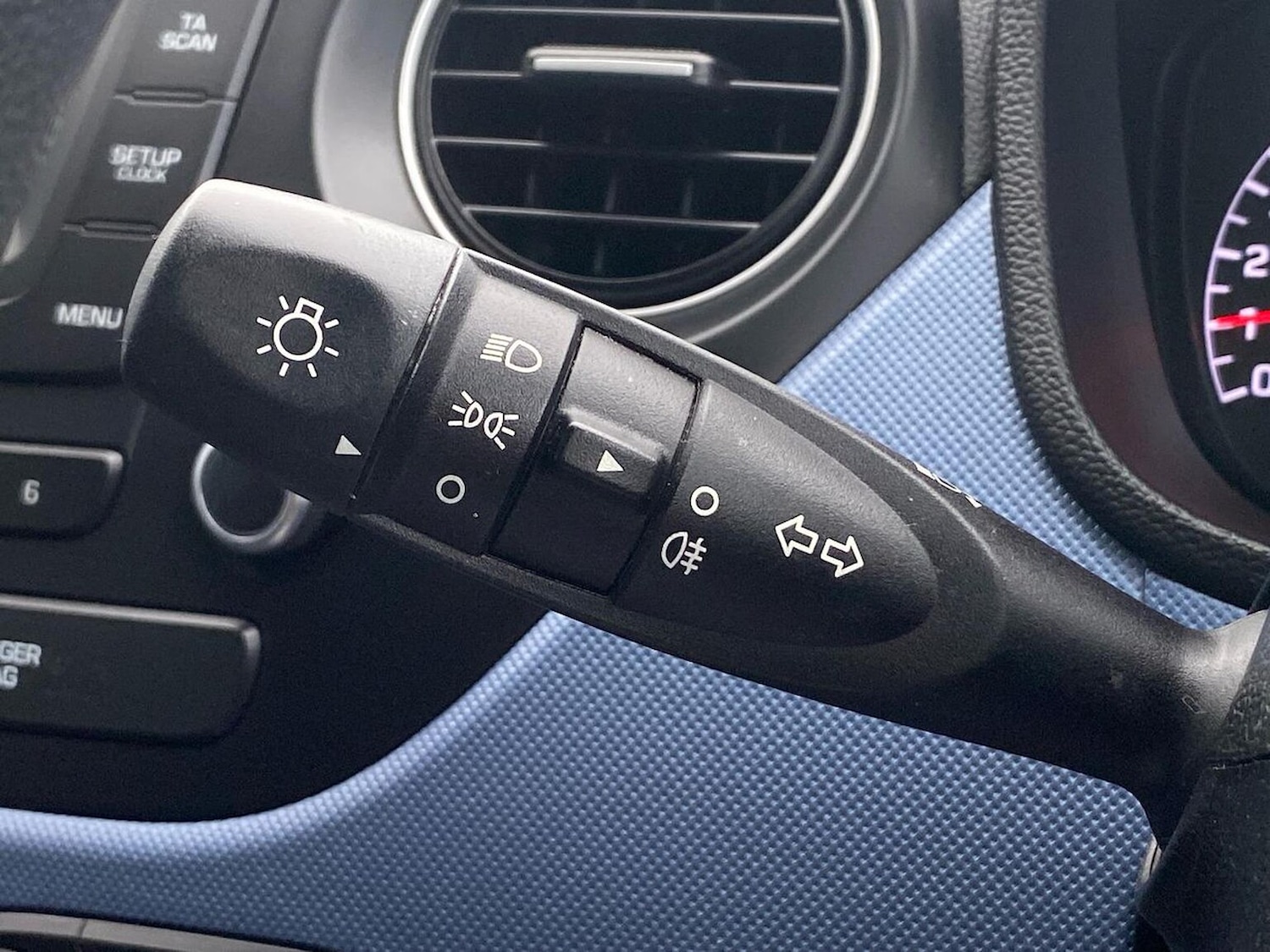 Used Hyundai i10 2016 for sale - 76437255: Photo 27