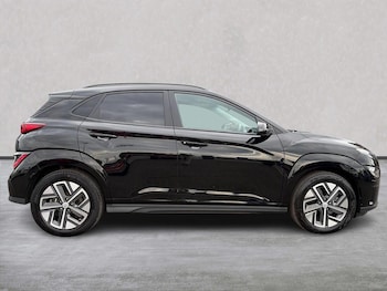 Used Hyundai KONA 2023 for sale - 79410552: Photo