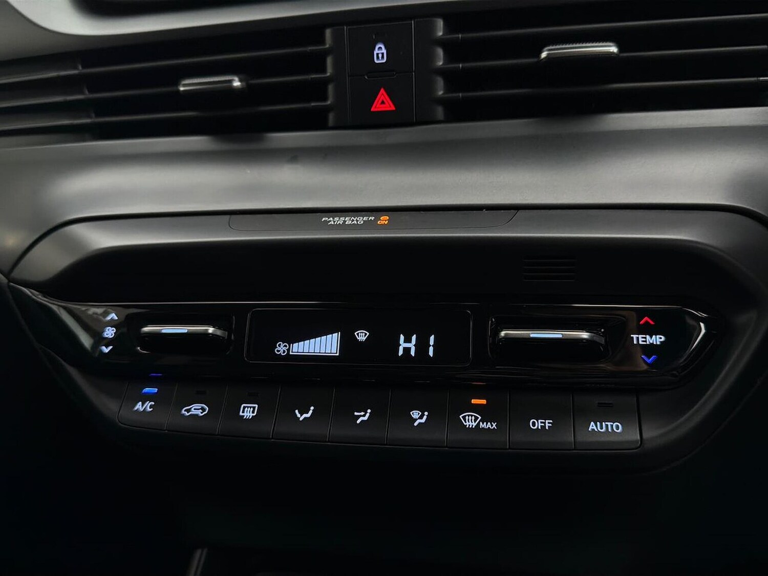 Used Hyundai BAYON 2025 for sale - 77001884: Photo 12