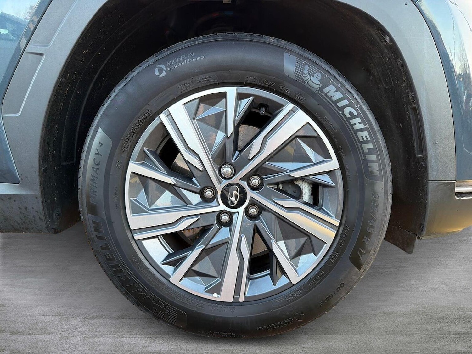 Used Hyundai TUCSON 2023 for sale - 77001882: Photo 6