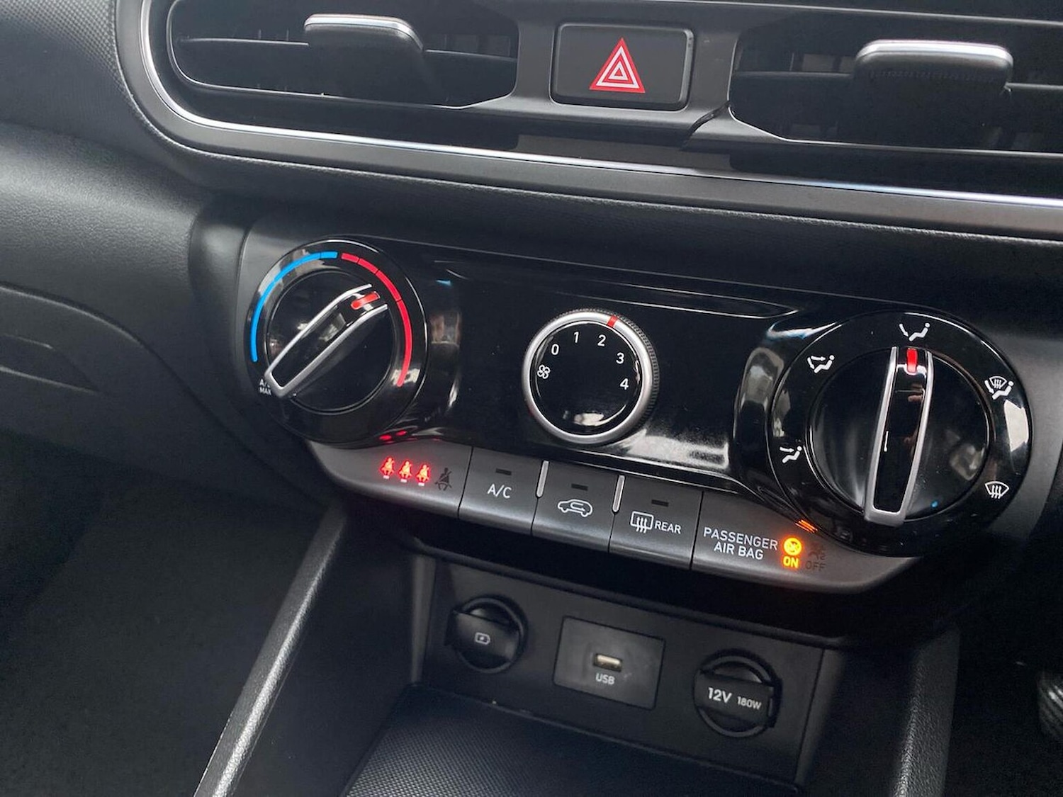 Used Hyundai KONA 2022 for sale - 75975305: Photo 12