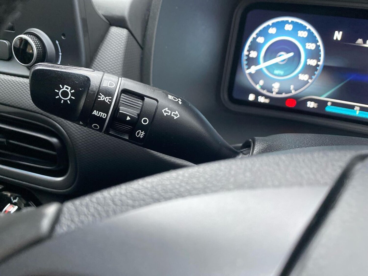 Used Hyundai KONA 2022 for sale - 75975305: Photo 27