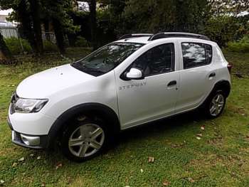 Used Dacia Sandero Stepway 2014 for sale - 72018304: Photo