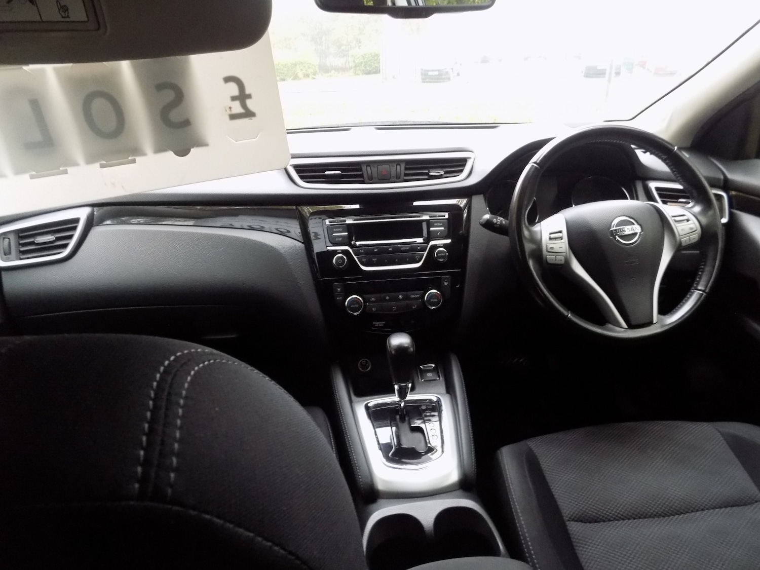 Used Nissan Qashqai 2017 for sale - 76329790: Photo 25