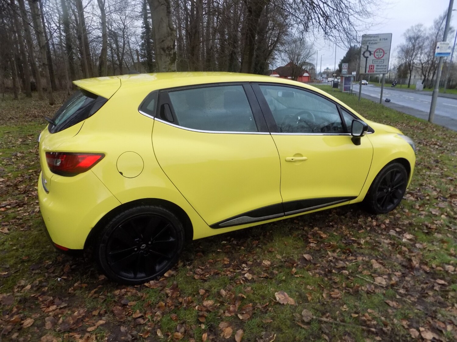 Used Renault Clio 2013 for sale - 77650330: Photo 12