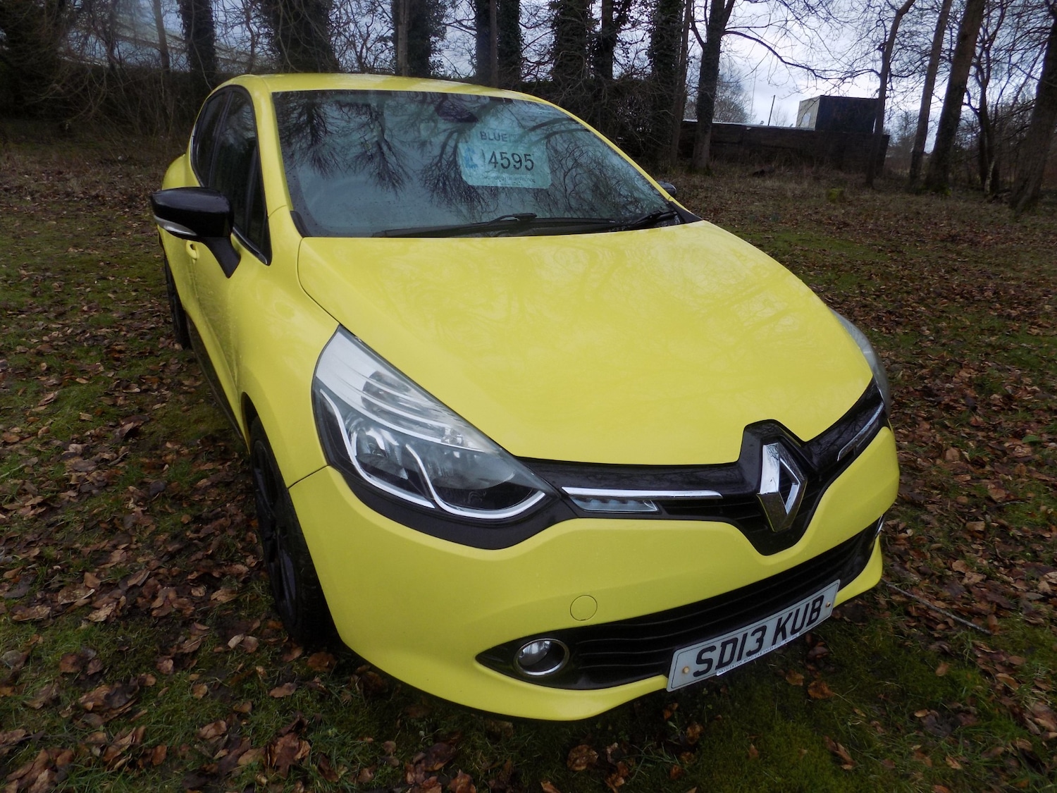 Used Renault Clio 2013 for sale - 77650330: Photo 2