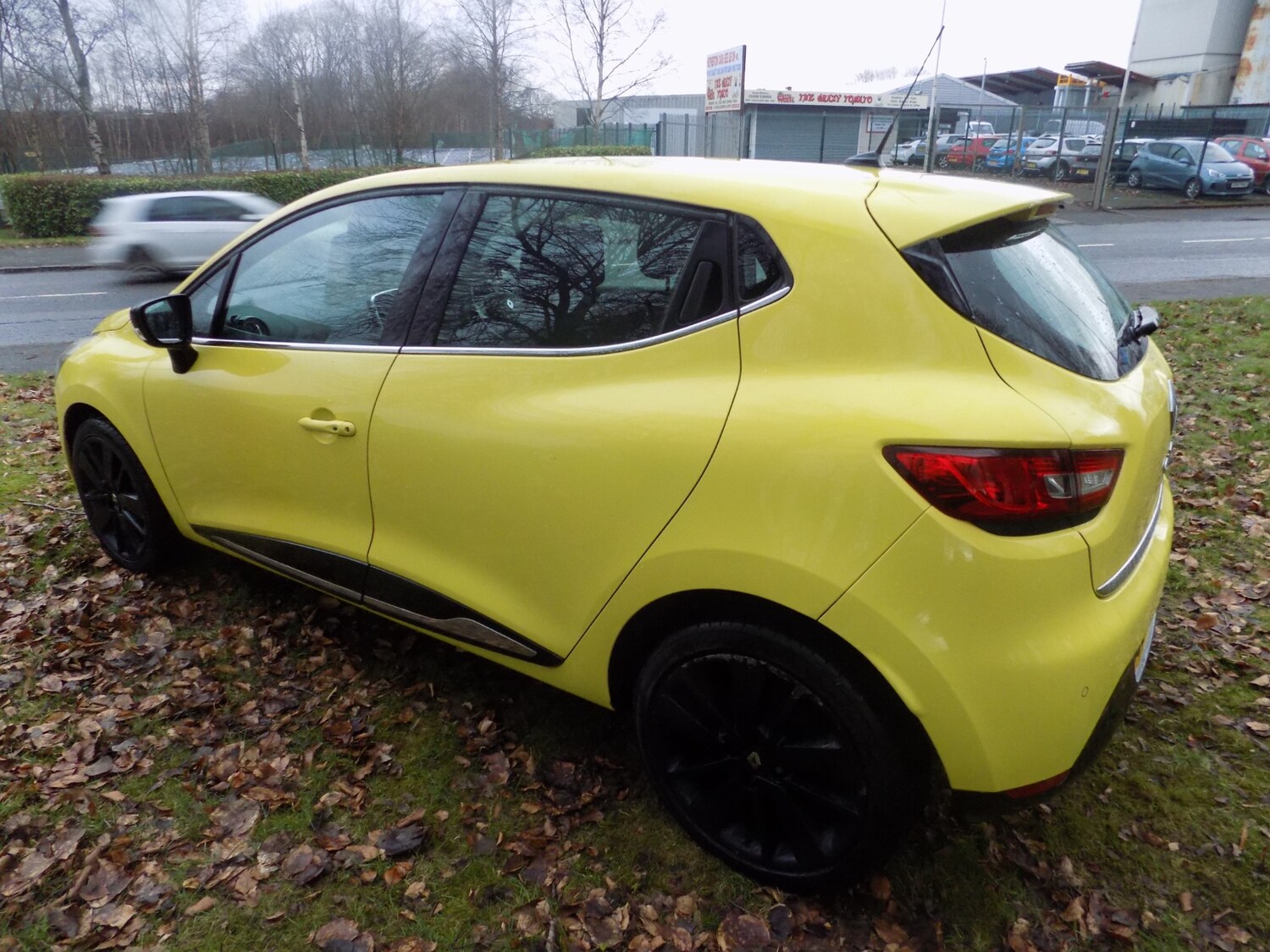 Used Renault Clio 2013 for sale - 77650330: Photo 8