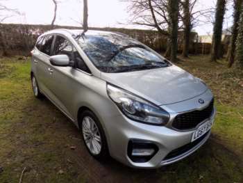 Used Kia Carens 2017 for sale - 73872947: Photo
