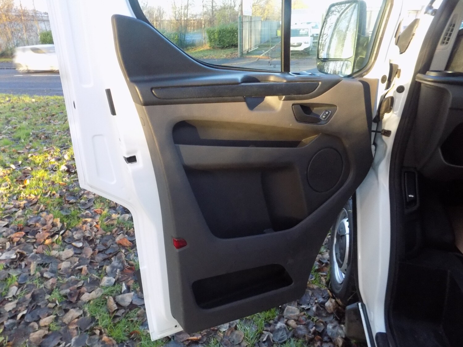 Used Ford Transit Custom 2022 for sale - 76652297: Photo 24