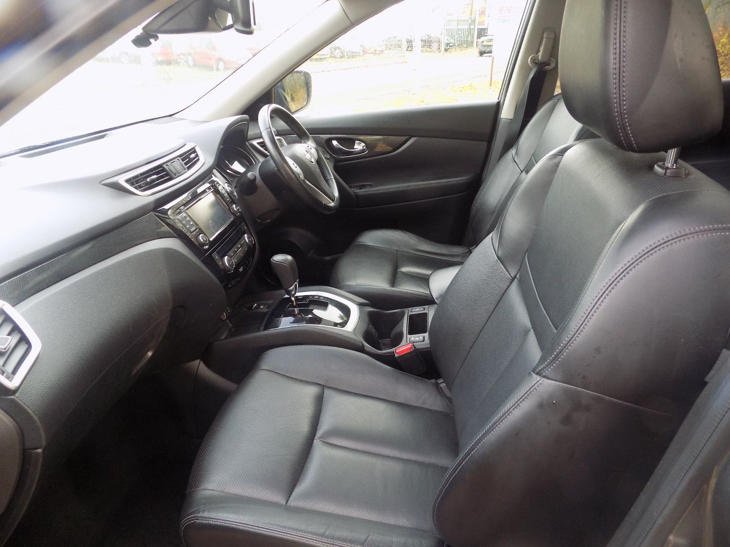 Used Nissan X-Trail 2016 for sale - 76463981: Photo 25